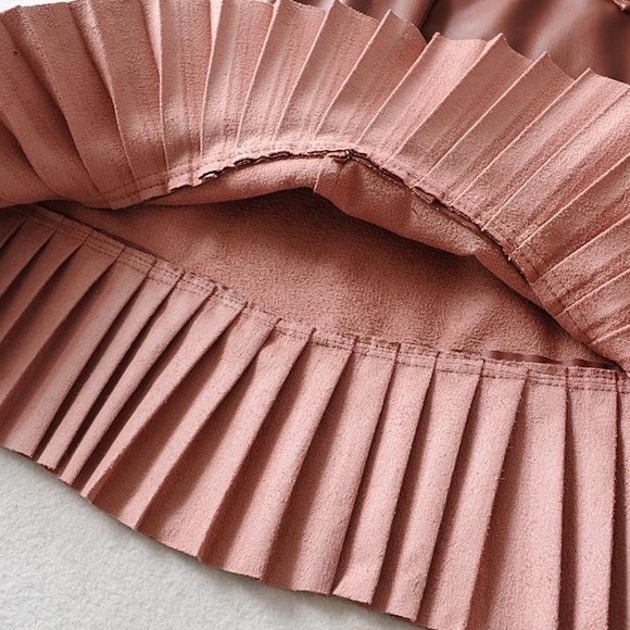 Leather Pleated Skirt - Picture 6 of 6